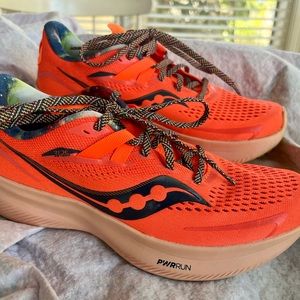 Saucony Ride 15 Women’s Size 8.5 in Campfire Orange